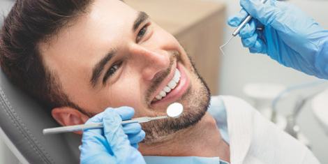 Comercio — Clínica Dental Lucia Carmona